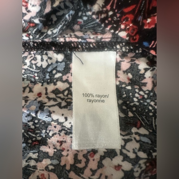 Floral Maxi Dress with Short Sleeves - Picture 6 of 7